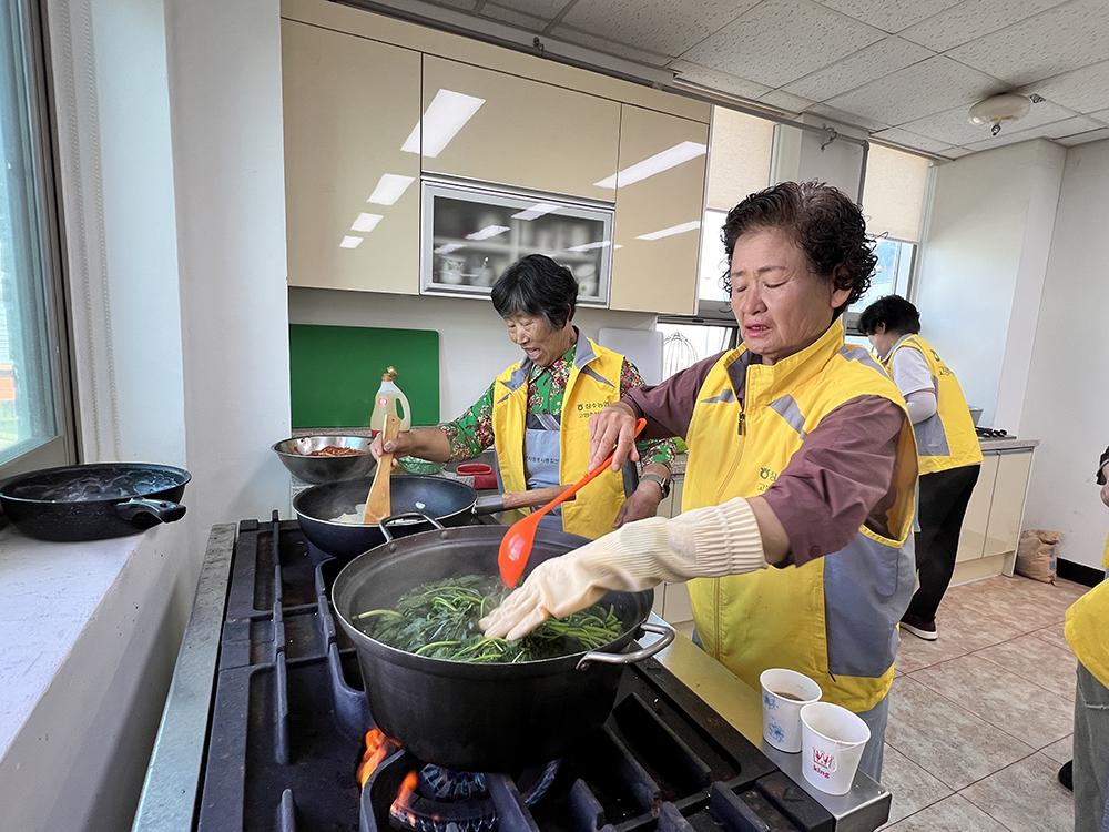 b7f9b871a012eace3feb52284e984d5d_1758696463_4665.JPG